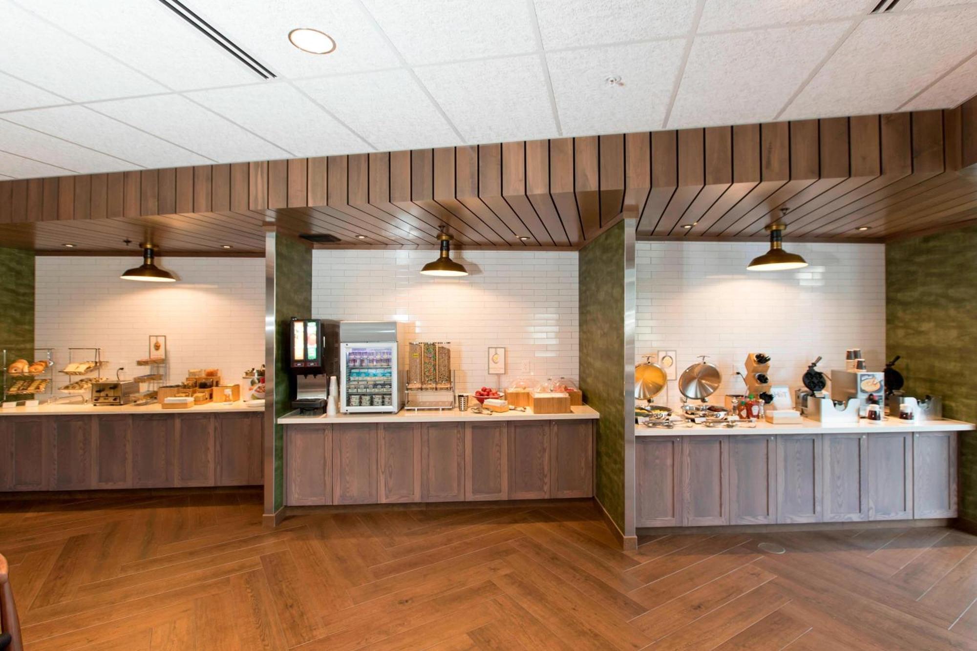 Fairfield Inn & Suites By Marriott Philadelphia Valley Forge/Great Valley Berwyn Bagian luar foto