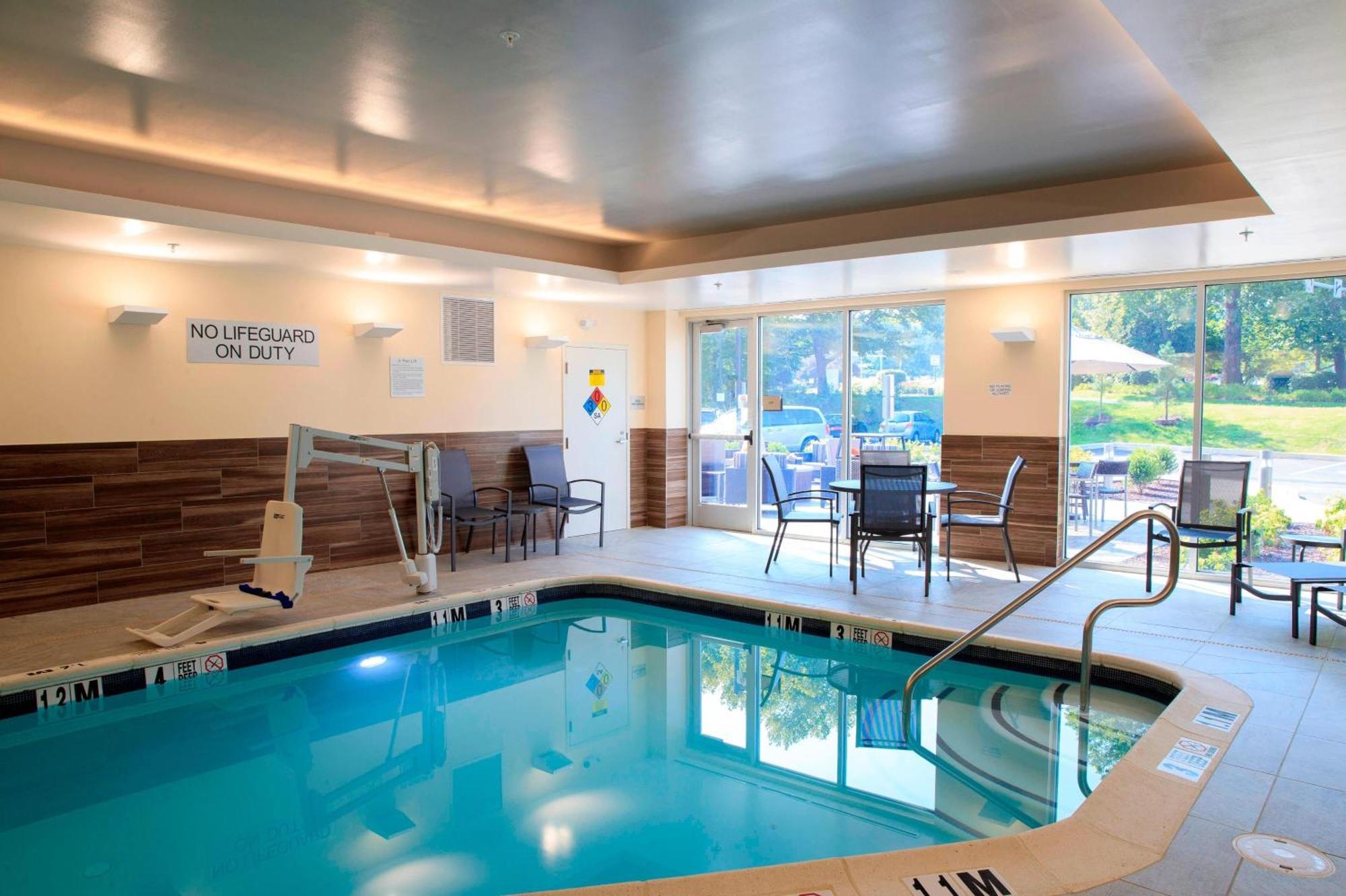 Fairfield Inn & Suites By Marriott Philadelphia Valley Forge/Great Valley Berwyn Bagian luar foto