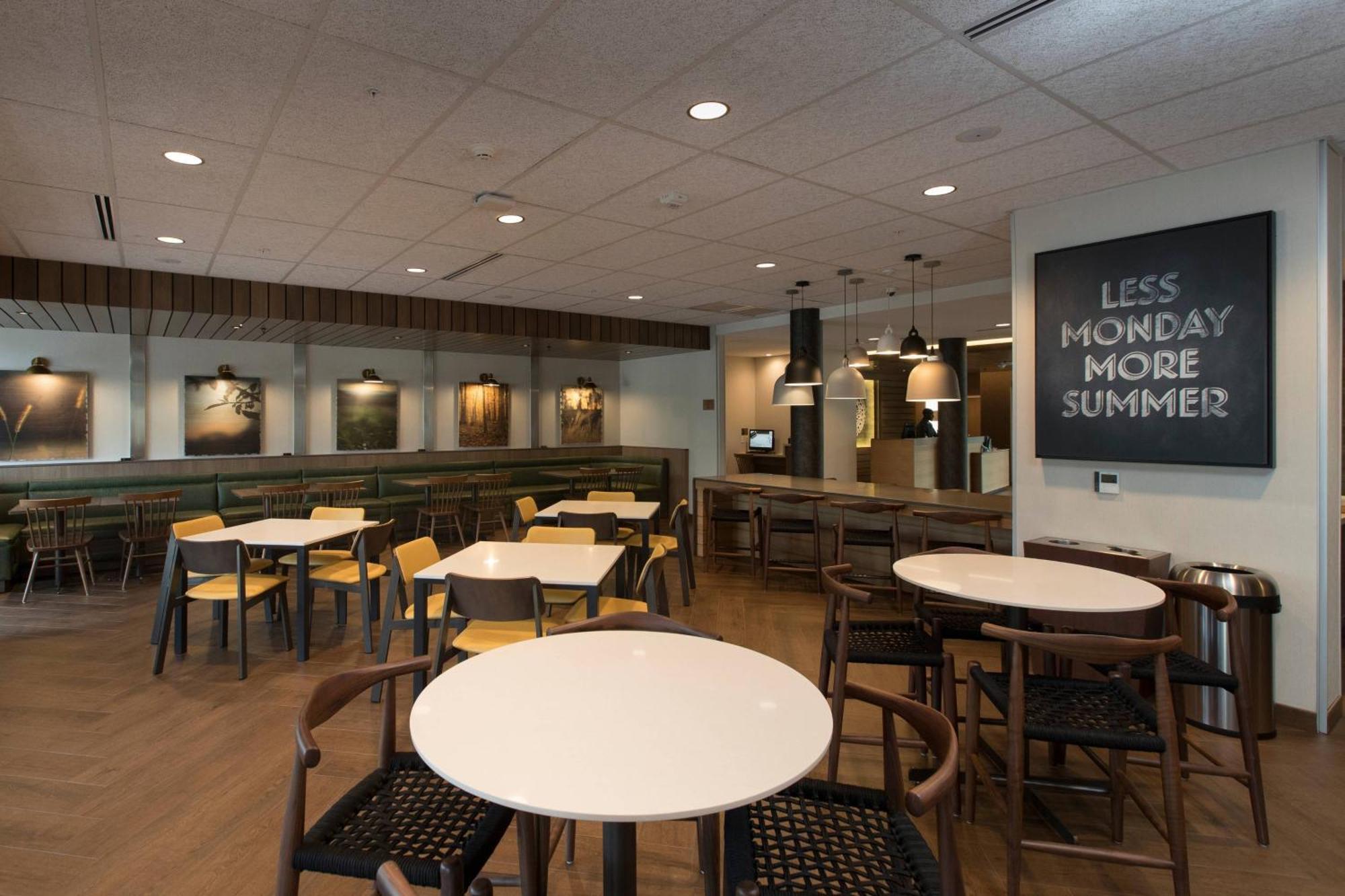 Fairfield Inn & Suites By Marriott Philadelphia Valley Forge/Great Valley Berwyn Bagian luar foto