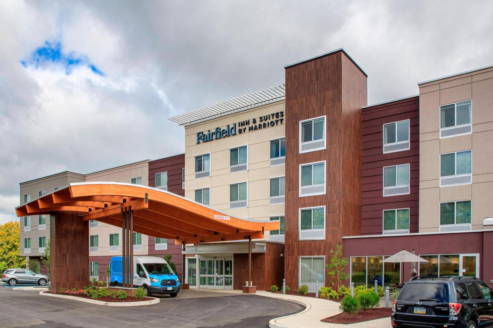Fairfield Inn & Suites By Marriott Philadelphia Valley Forge/Great Valley Berwyn Bagian luar foto